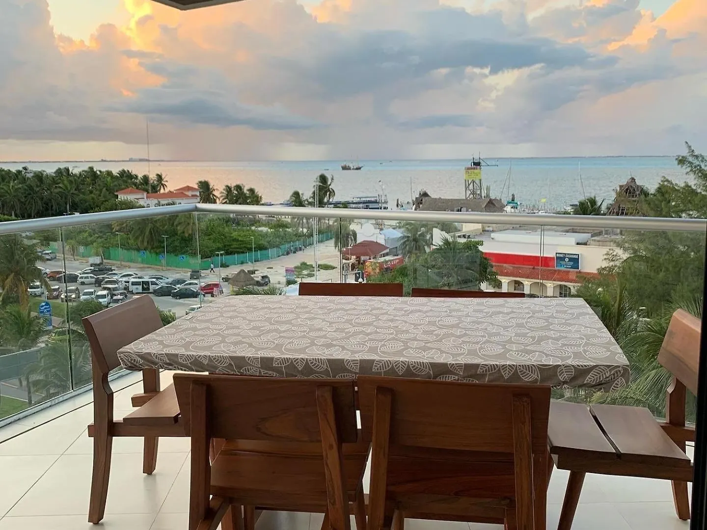 Amazing View Appartment Cancún